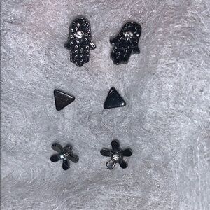 3 pairs of earrings, hamsa hand, triangle, flower